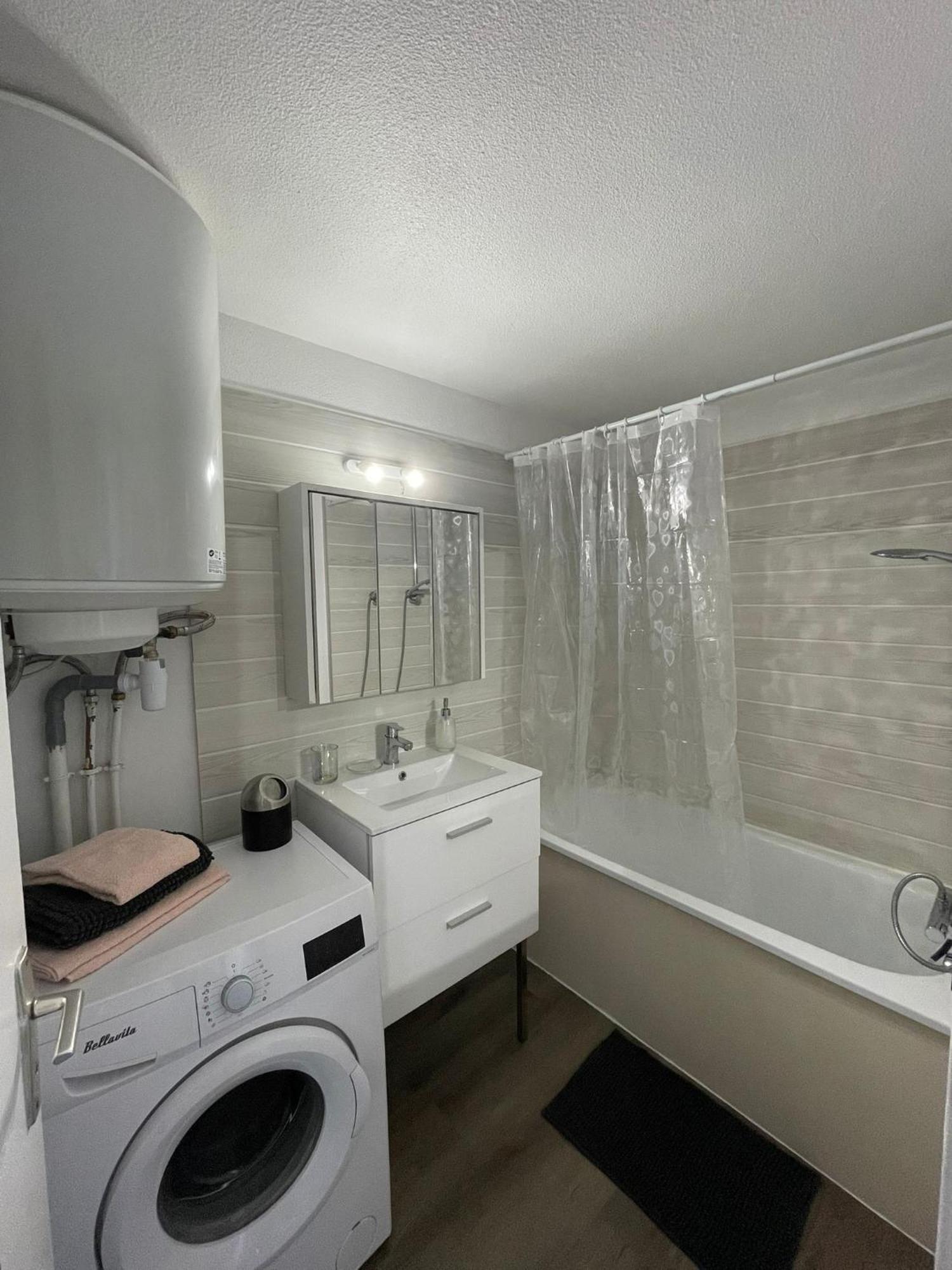 Un Cocon Aux Marquises - Joli T2 Degagee Sud- Ouest Piscine Tennis Appartement